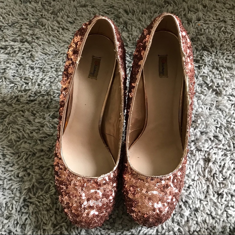 Olsenboye heels